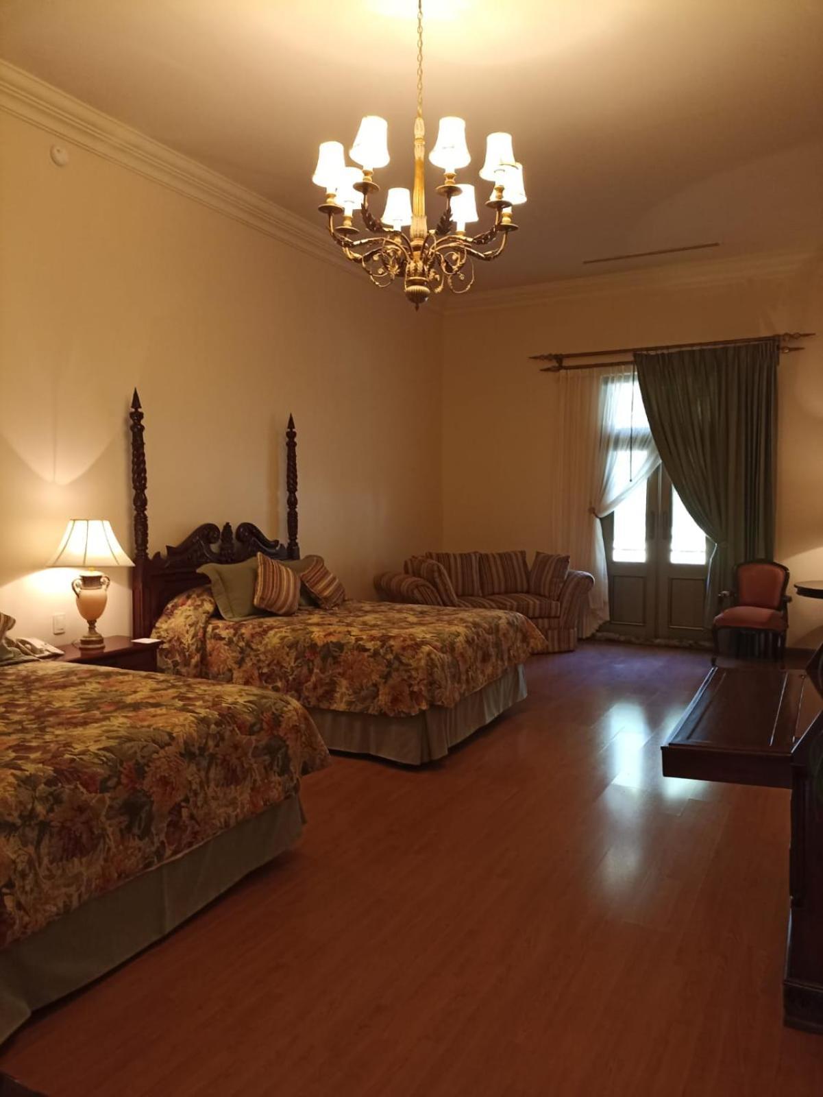Hotel Real Hacienda Santo Tomas Colonia Gustavo Baz Prada Extérieur photo