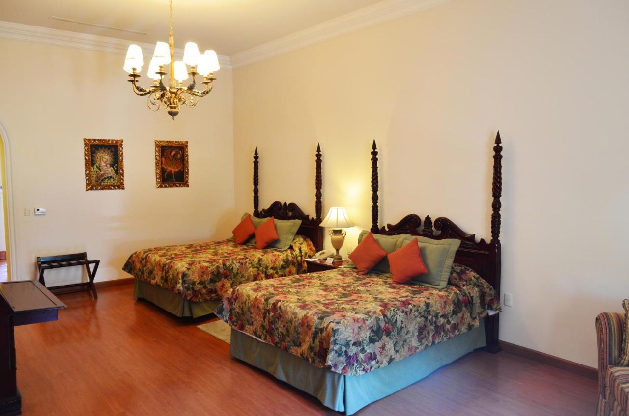 Hotel Real Hacienda Santo Tomas Colonia Gustavo Baz Prada Extérieur photo