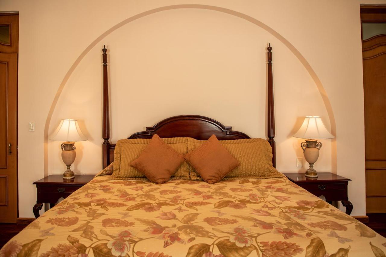 Hotel Real Hacienda Santo Tomas Colonia Gustavo Baz Prada Extérieur photo
